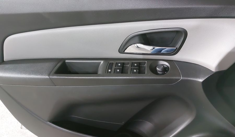 Chevrolet Cruze 1.8 1LS M Sedan 2013