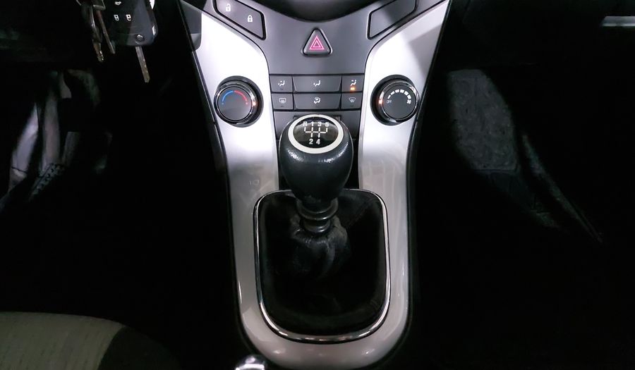 Chevrolet Cruze 1.8 1LS M Sedan 2013