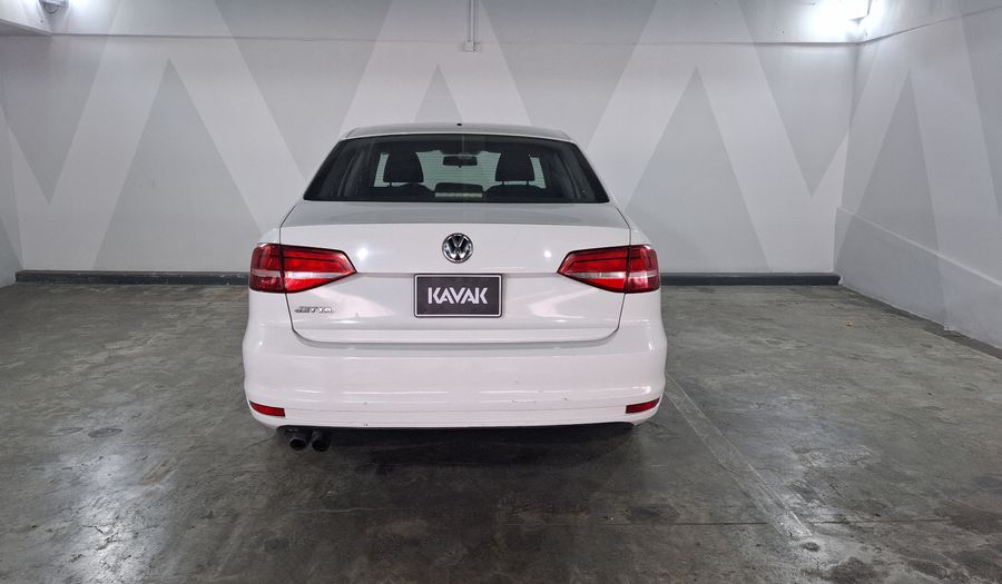 Volkswagen Jetta 2.5 TRENDLINE TIPTRONIC Sedan 2015