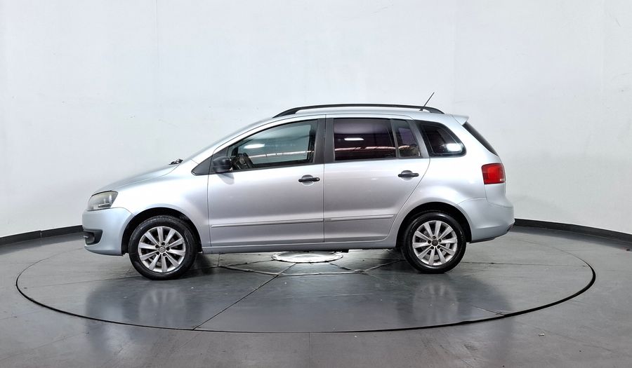 Volkswagen Suran 1.6 COMFORTLINE MT Minivan 2011