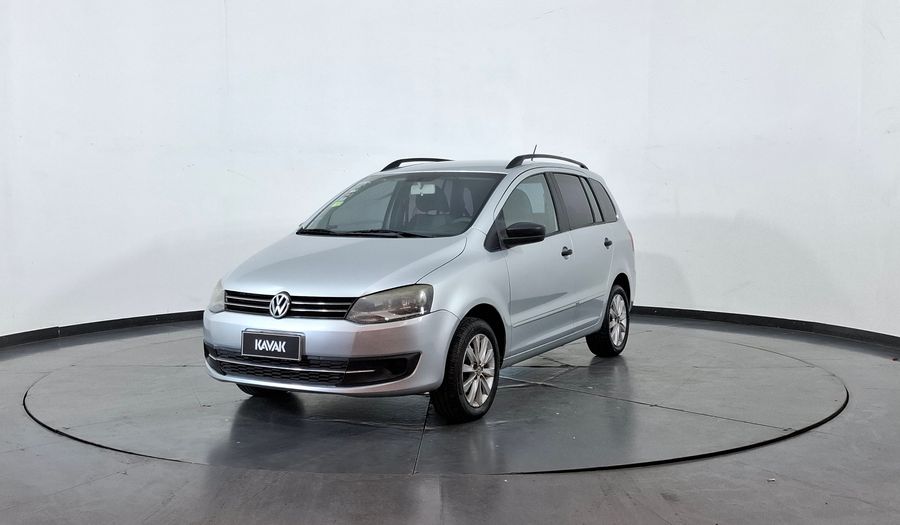 Volkswagen Suran 1.6 COMFORTLINE MT Minivan 2011