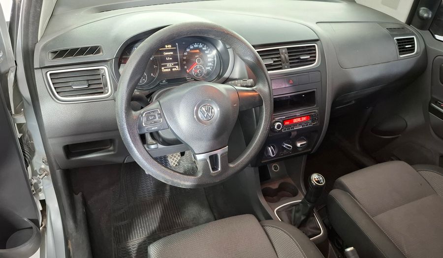 Volkswagen Suran 1.6 COMFORTLINE MT Minivan 2011