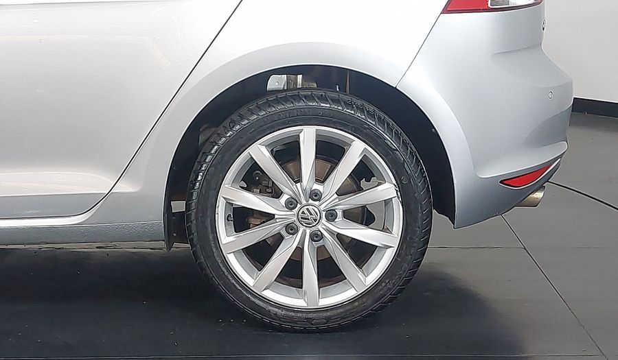 Volkswagen Golf TSI COMFORTLINE Hatchback 2015