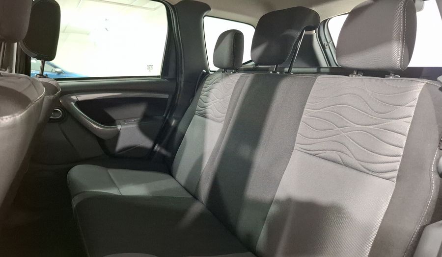 Renault Duster 2.0 DYNAMIQUE MEDIA NAV MT Suv 2015