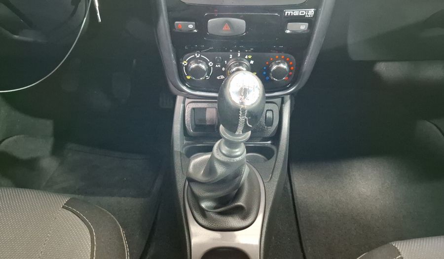 Renault Duster 2.0 DYNAMIQUE MEDIA NAV MT Suv 2015