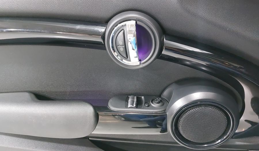 Mini Cooper 1.5 COOPER CHILI AT Hatchback 2017