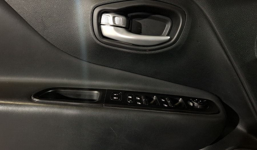 Jeep Renegade 1.3 LATITUDE AUTO Suv 2023