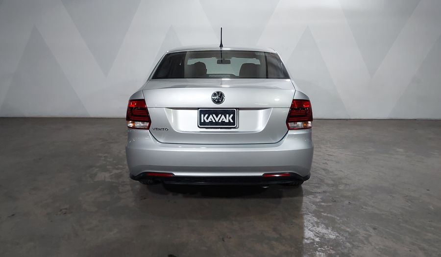 Volkswagen Vento 1.6 STARTLINE Sedan 2022