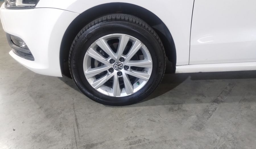 Volkswagen Polo 1.2 TSI DSG Hatchback 2016