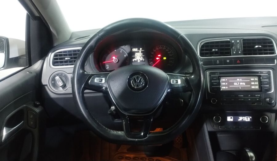 Volkswagen Polo 1.2 TSI DSG Hatchback 2016