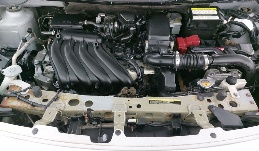 Nissan Versa 1.6 EXCLUSIVE TA AC Sedan 2016