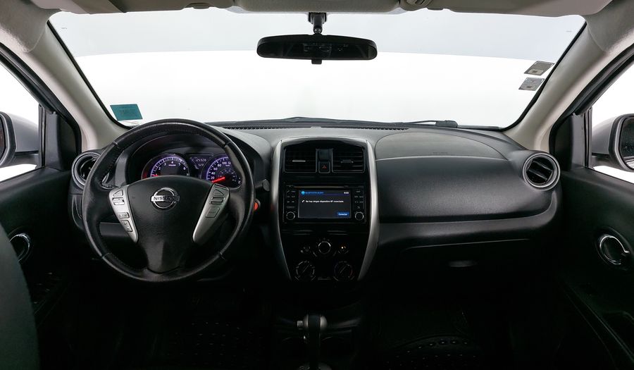 Nissan Versa 1.6 EXCLUSIVE TA AC Sedan 2016