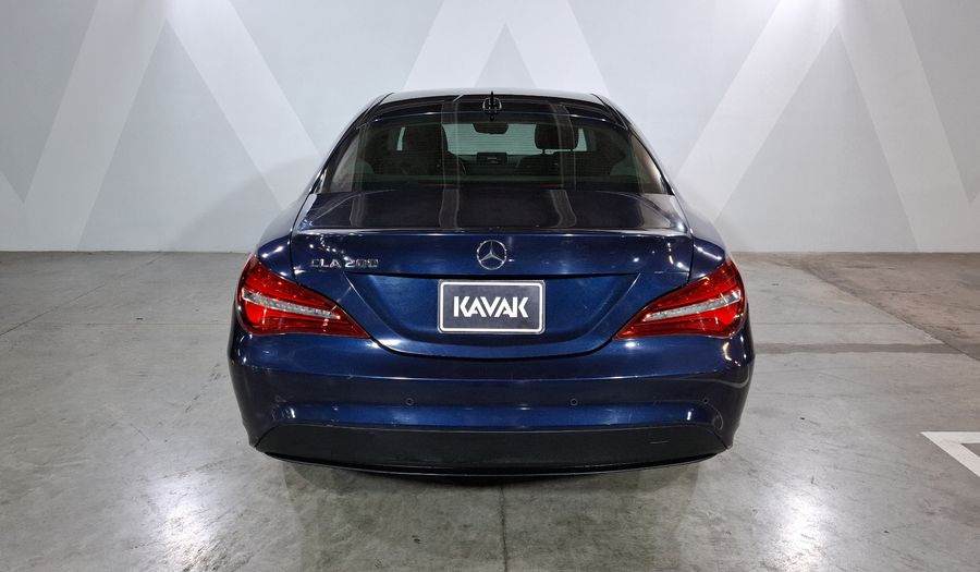 Mercedes Benz Clase Cla 1.6 CLA 200 DCT Coupe 2019