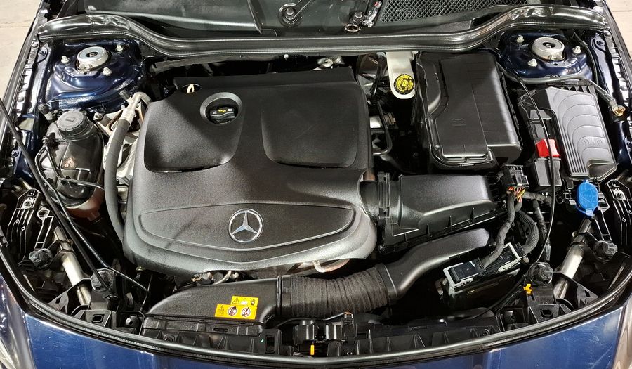 Mercedes Benz Clase Cla 1.6 CLA 200 DCT Coupe 2019