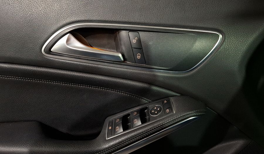 Mercedes Benz Clase Cla 1.6 CLA 200 DCT Coupe 2019