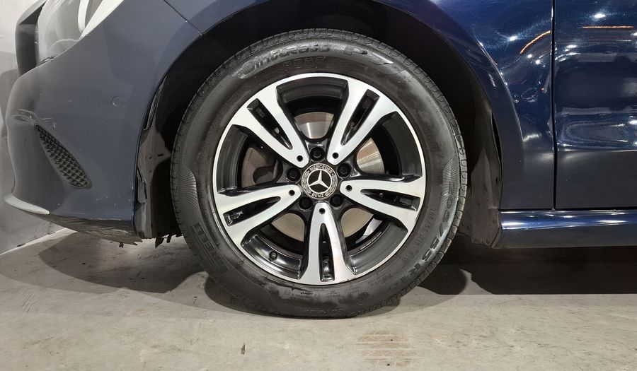 Mercedes Benz Clase Cla 1.6 CLA 200 DCT Coupe 2019