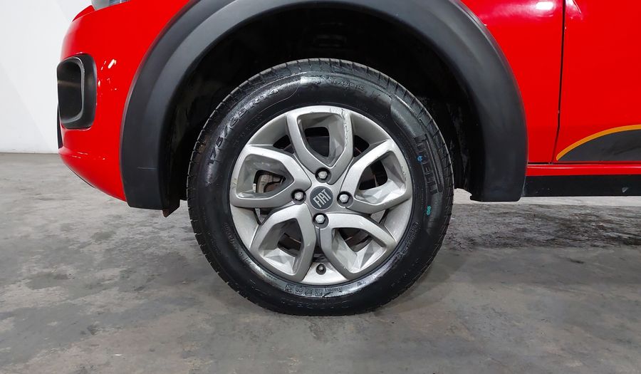 Fiat Mobi 1.0 TREKKING Hatchback 2023