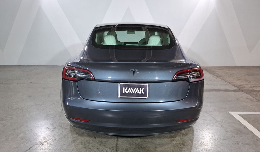 Tesla Model 3 STANDARD RANGE PLUS Sedan 2019