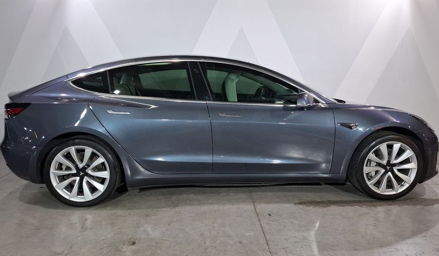 Tesla Model 3 STANDARD RANGE PLUS Sedan 2019