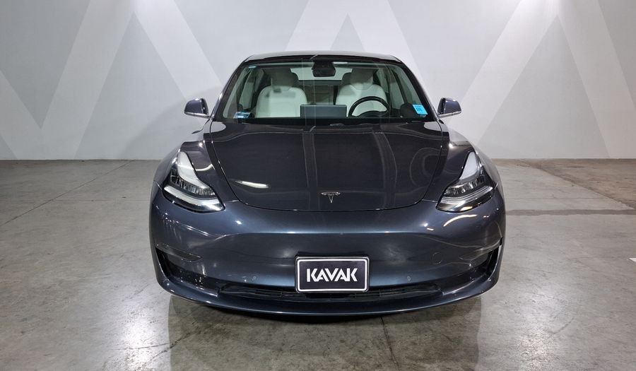 Tesla Model 3 STANDARD RANGE PLUS Sedan 2019