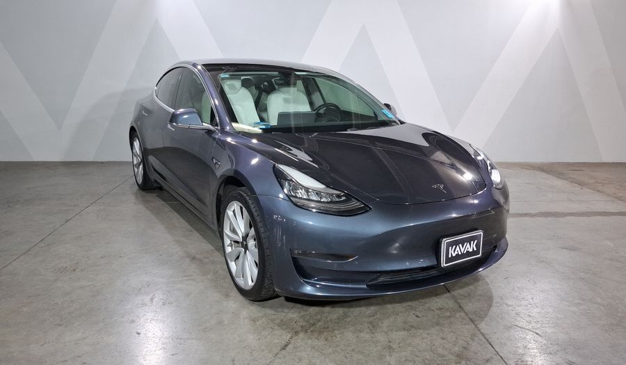 Tesla Model 3 STANDARD RANGE PLUS Sedan 2019