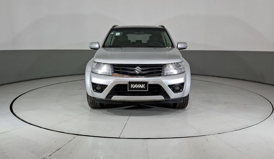 Suzuki Grand Vitara 2.4 L4 GLS AT Suv 2013