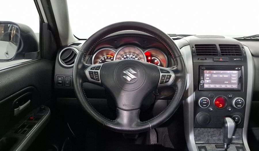 Suzuki Grand Vitara 2.4 L4 GLS AT Suv 2013
