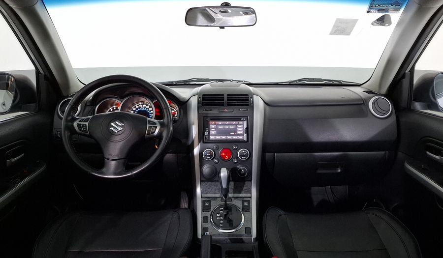 Suzuki Grand Vitara 2.4 L4 GLS AT Suv 2013
