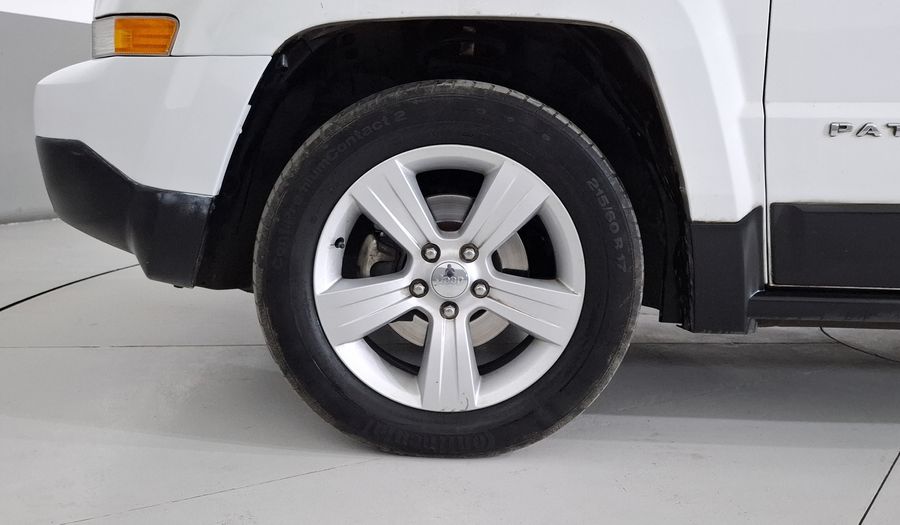 Jeep Patriot 2.4 LIMITED FWD CVT Suv 2011