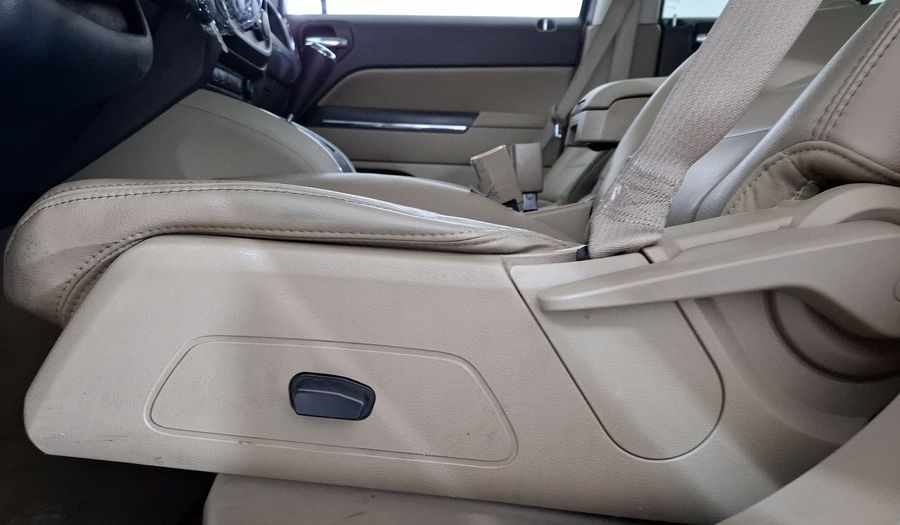 Jeep Patriot 2.4 LIMITED FWD CVT Suv 2011