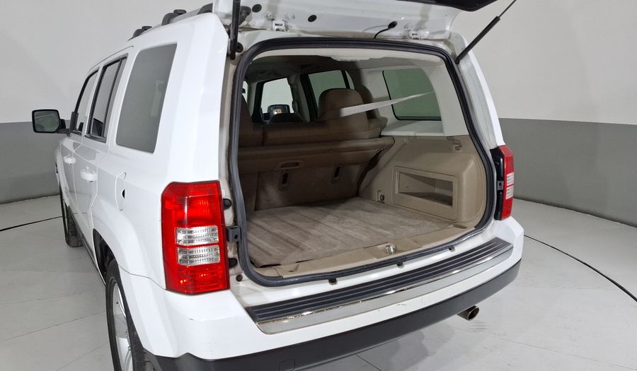 Jeep Patriot 2.4 LIMITED FWD CVT Suv 2011