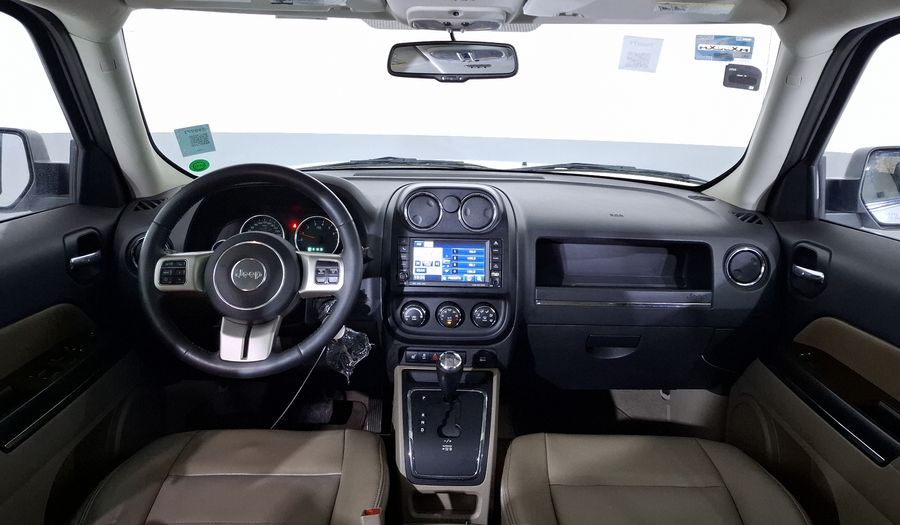 Jeep Patriot 2.4 LIMITED FWD CVT Suv 2011