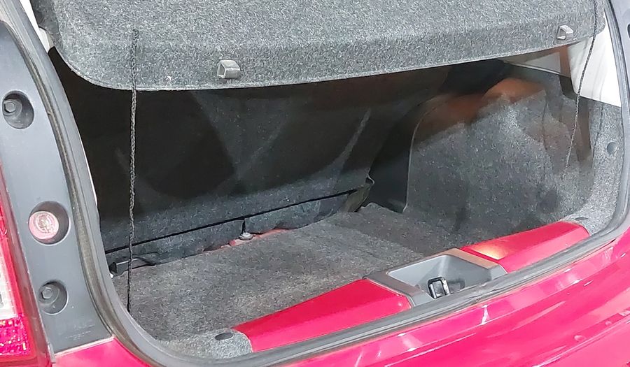 Nissan March 1.6 EXCLUSIVE BI-TONO AUTO Hatchback 2020
