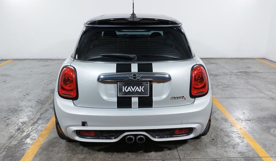 Mini Cooper S 2.0 COOPER CHILI AT Hatchback 2017