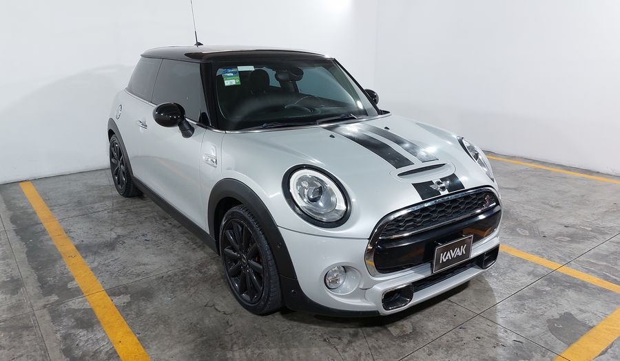 Mini Cooper S 2.0 COOPER CHILI AT Hatchback 2017