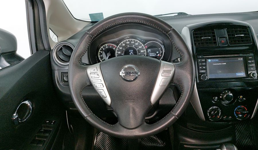 Nissan Note 1.6 ADVANCE CVT Hatchback 2015