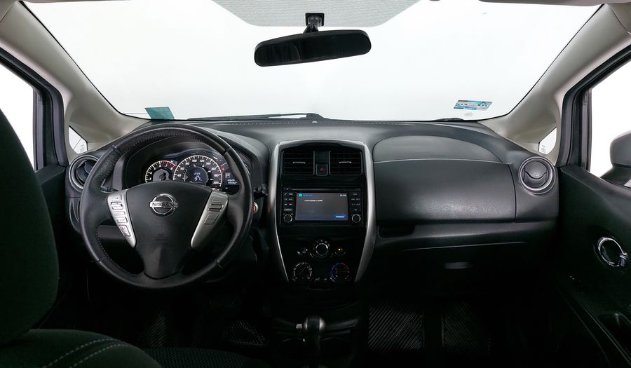 Nissan Note 1.6 ADVANCE CVT Hatchback 2015