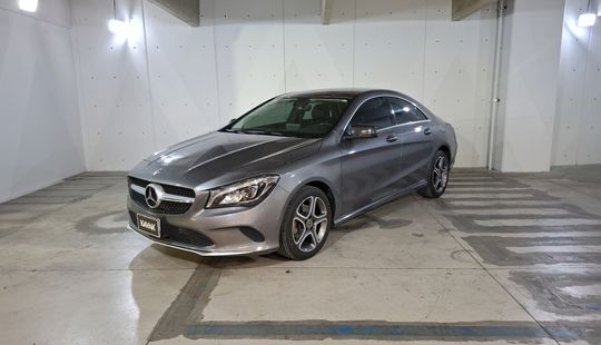 2019 • 44,799 km • Automático