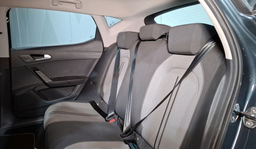 Seat Leon 1.4 STYLE AUTO Hatchback 2022