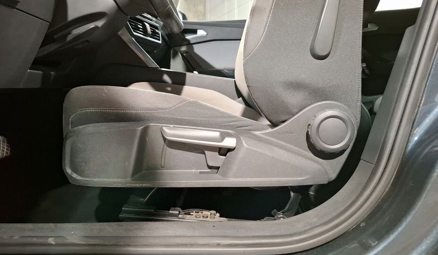 Seat Leon 1.4 STYLE AUTO Hatchback 2022