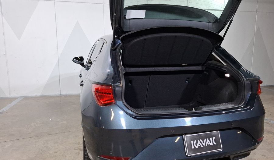 Seat Leon 1.4 STYLE AUTO Hatchback 2022