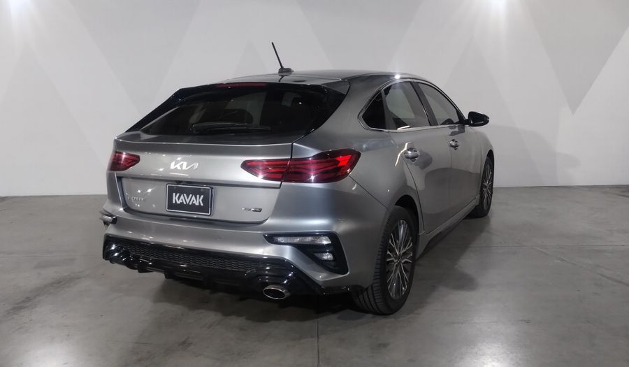 Kia Forte 2.0 GT LINE IVT Hatchback 2023