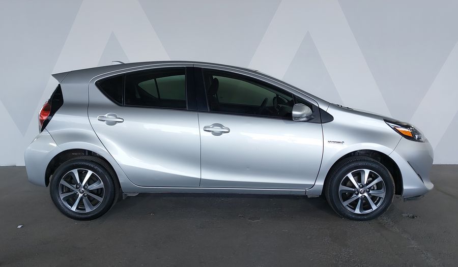 Toyota Prius C 1.5 HYBRID AUTO Hatchback 2020