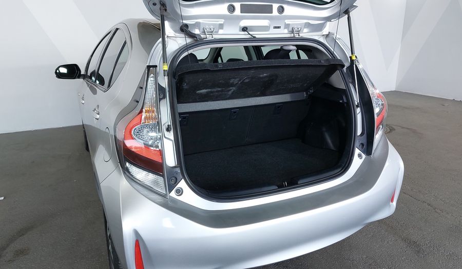 Toyota Prius C 1.5 HYBRID AUTO Hatchback 2020