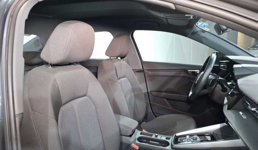 Audi A3 1.4 35 TFSI DYNAMIC AUTO Sedan 2022