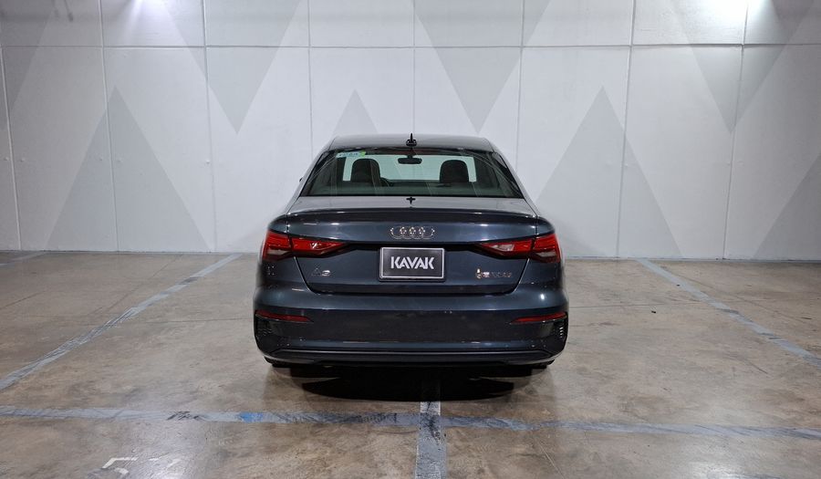 Audi A3 1.4 35 TFSI DYNAMIC AUTO Sedan 2022