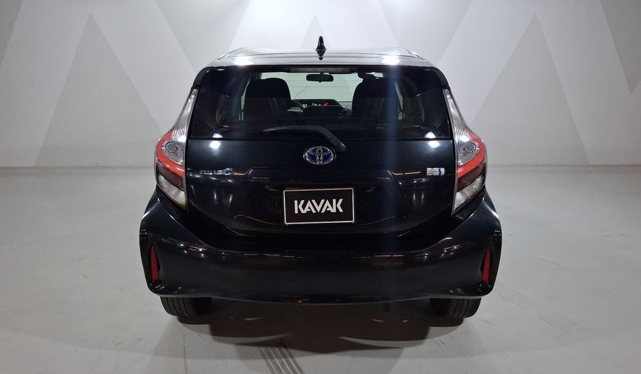 Toyota Prius C 1.5 HYBRID AUTO Hatchback 2018