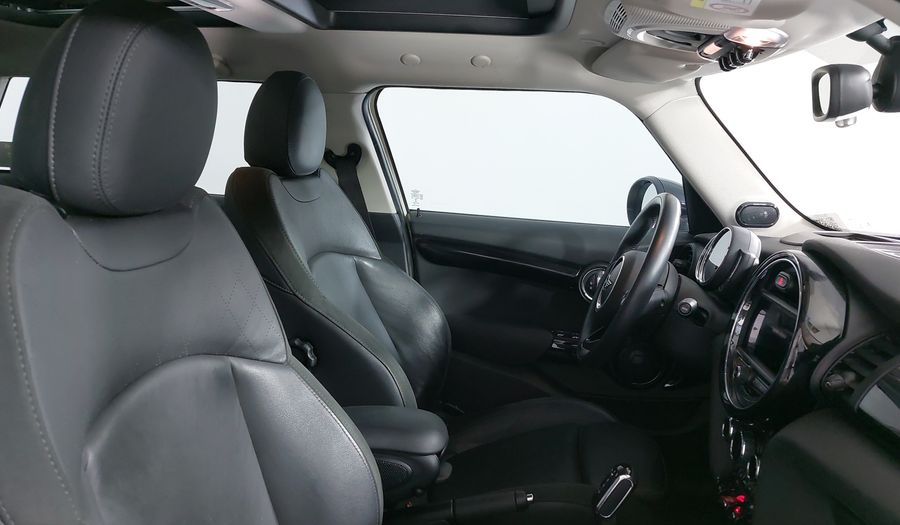 Mini Cooper 1.5 COOPER PEPPER DCT Hatchback 2019