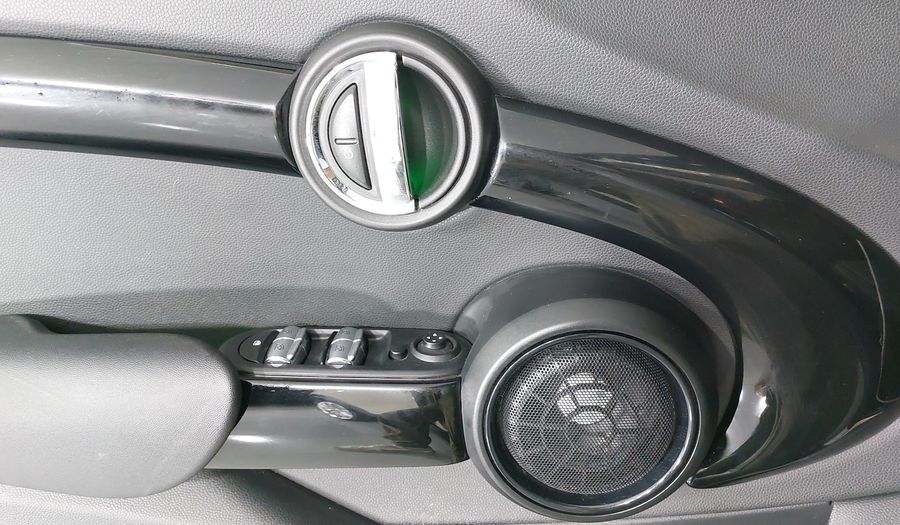 Mini Cooper 1.5 COOPER PEPPER DCT Hatchback 2019