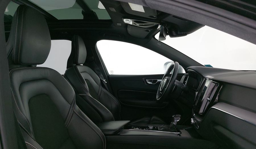 Volvo Xc60 2.0 R-DESIGN T6 AUTO AWD Suv 2019